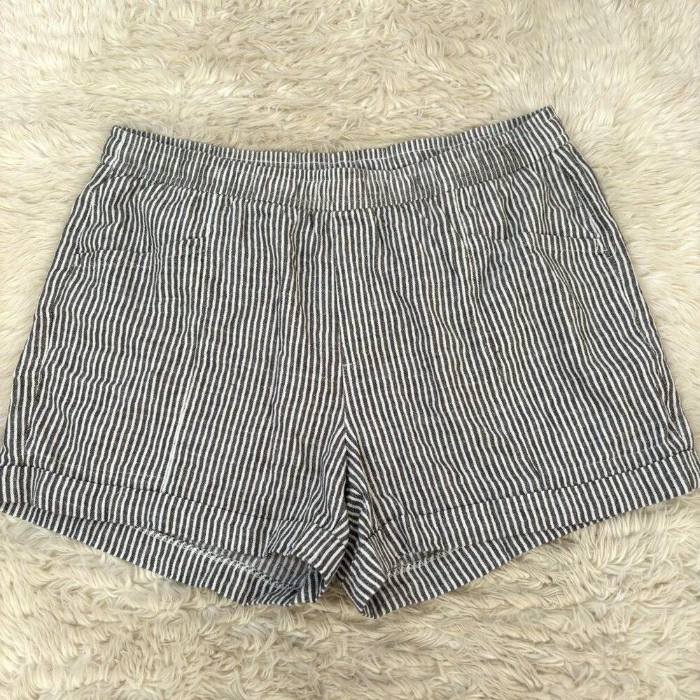 Seersucker Striped Shorts | Old Navy | High-Rise | Large